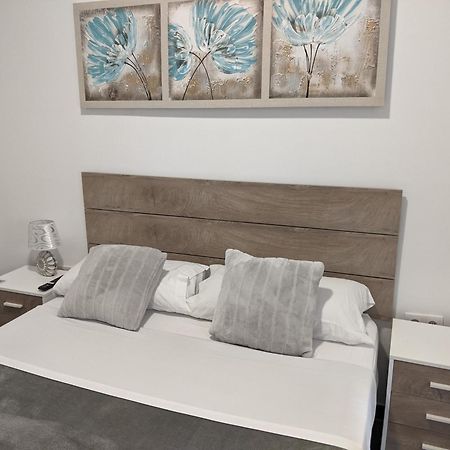 Pension Susita Alicante Bagian luar foto
