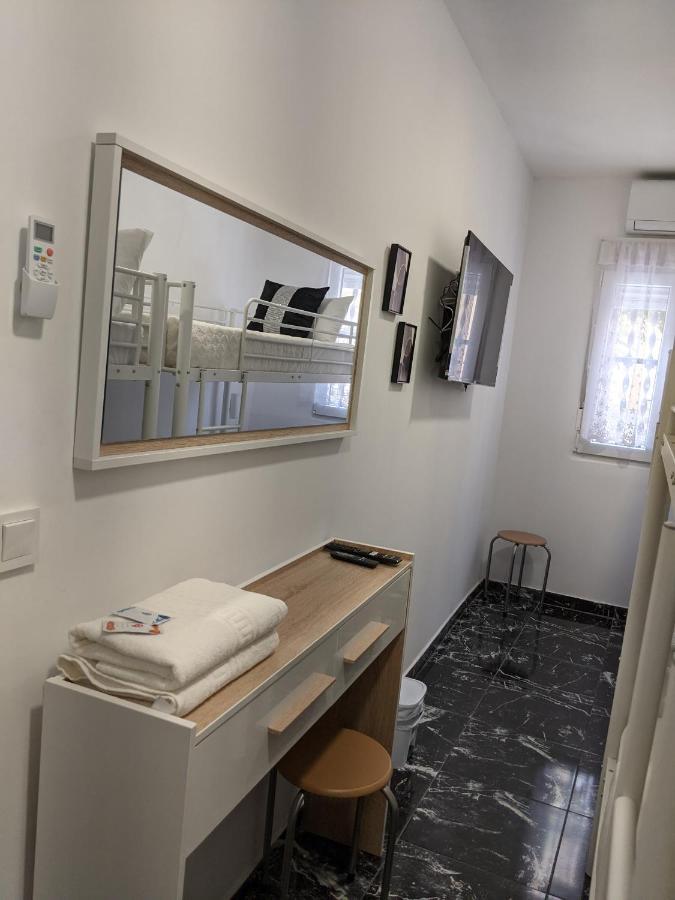 Pension Susita Alicante Bagian luar foto