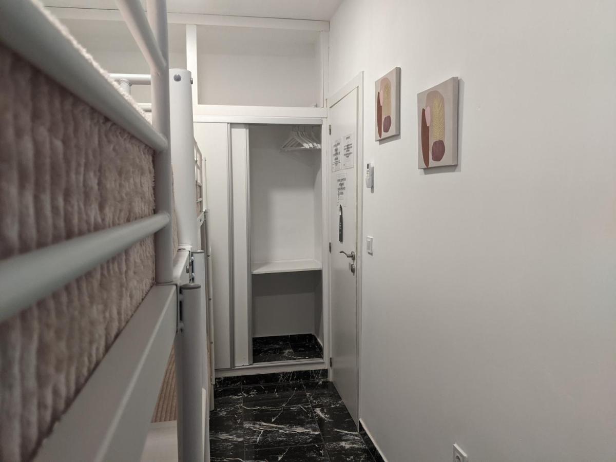 Pension Susita Alicante Bagian luar foto