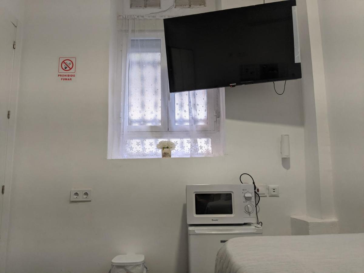 Pension Susita Alicante Bagian luar foto