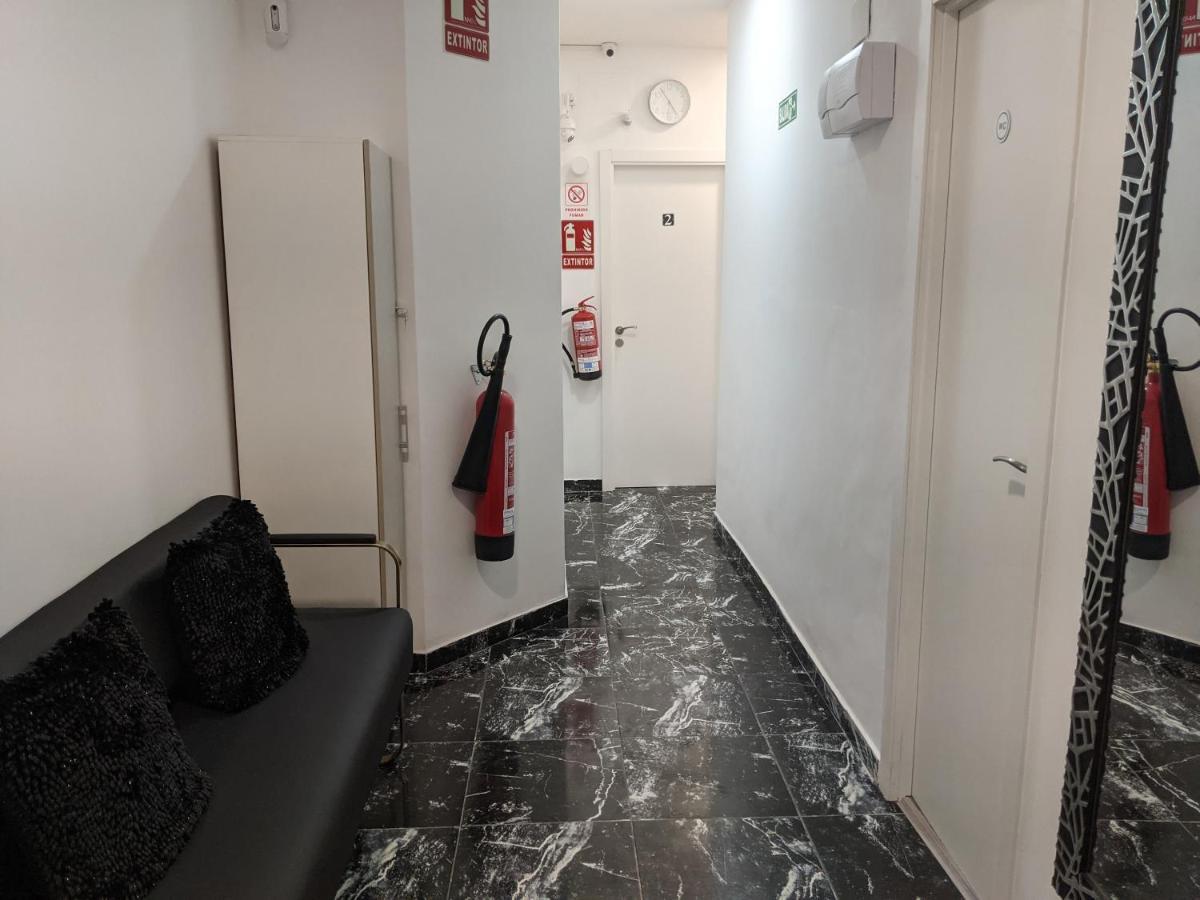 Pension Susita Alicante Bagian luar foto